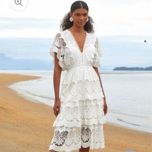 New with tags Farm Rio Richelier midi dress